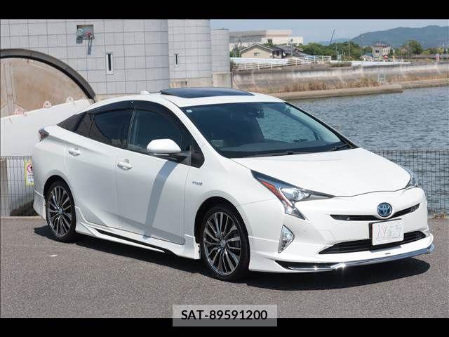 Toyota PRIUS 2017-08 8526702-5