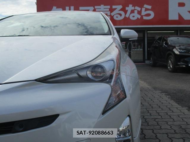 Toyota PRIUS 2016-10 8526709-5