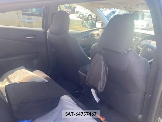 Toyota PRIUS 2018-03 8563271-18