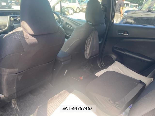 Toyota PRIUS 2018-03 8563271-21