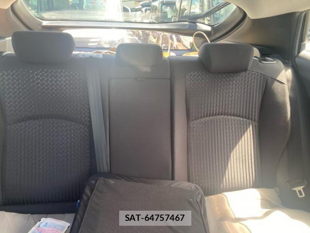 Toyota PRIUS 2018-03 8563271-29