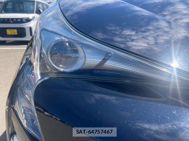 Toyota PRIUS 2018-03 8563271-4