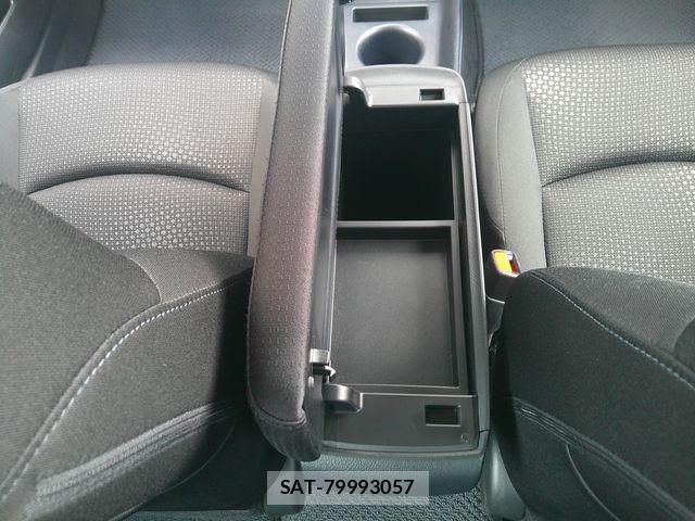 Toyota PRIUS 2019-07 8563270-12