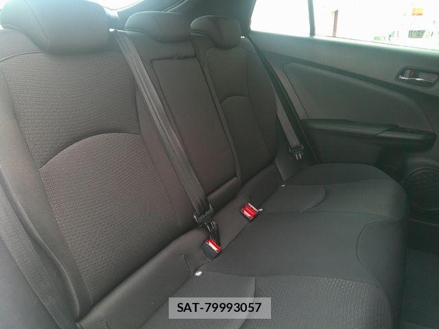Toyota PRIUS 2019-07 8563270-14