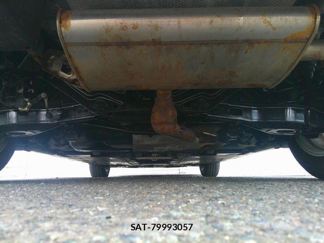 Toyota PRIUS 2019-07 8563270-29