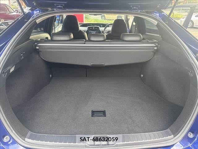 Toyota PRIUS 2017-12 8563272-7