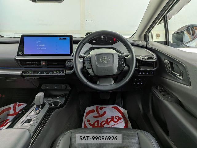 Toyota PRIUS 2023-04 8628492-15