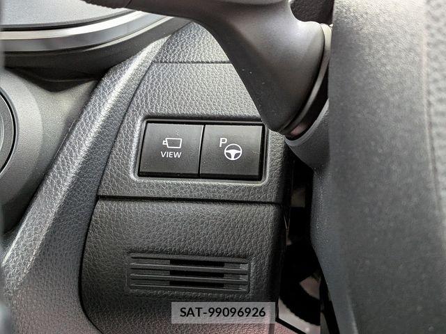 Toyota PRIUS 2023-04 8628492-18
