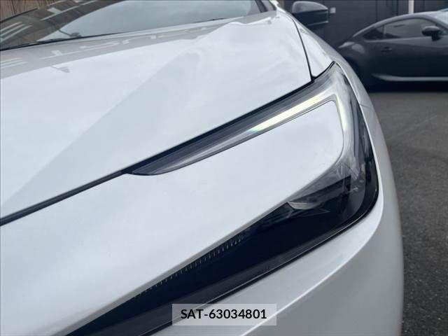 Toyota PRIUS 2023-11 8666762-17
