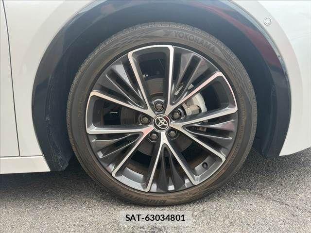 Toyota PRIUS 2023-11 8666762-23