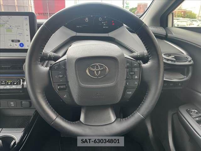 Toyota PRIUS 2023-11 8666762-6