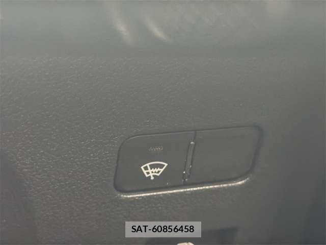 Toyota PRIUS 2017-07 8661111-9