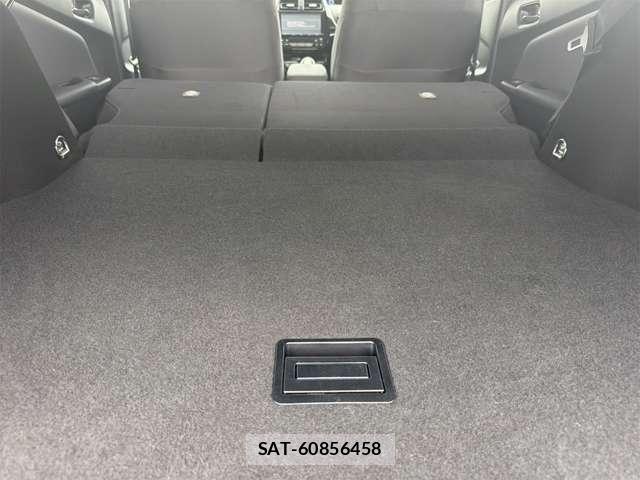 Toyota PRIUS 2017-07 8661111-13
