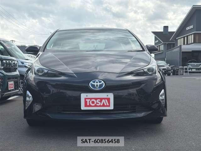 Toyota PRIUS 2017-07 8661111-17
