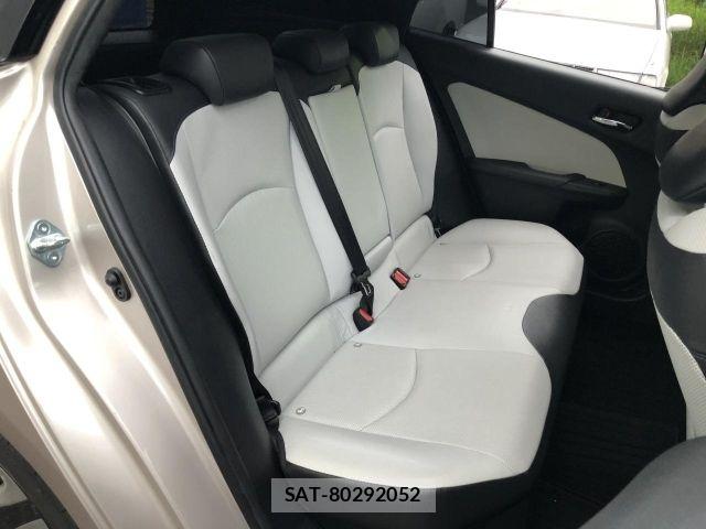 Toyota PRIUS 2016-05 8666763-11