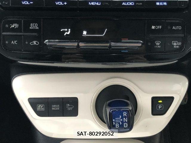 Toyota PRIUS 2016-05 8666763-8
