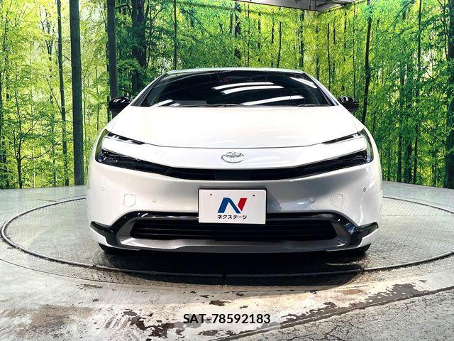 Toyota PRIUS 2023-08 8661108-13