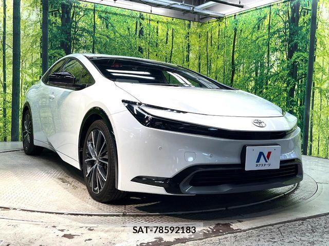 Toyota PRIUS 2023-08 8661108-15