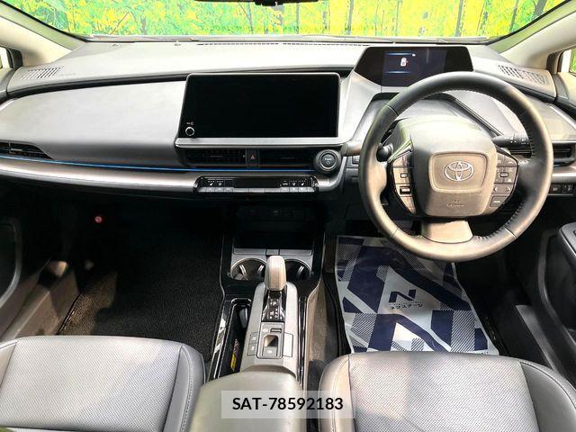 Toyota PRIUS 2023-08 8661108-1