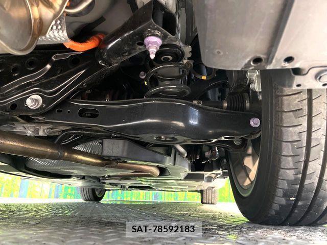 Toyota PRIUS 2023-08 8661108-19