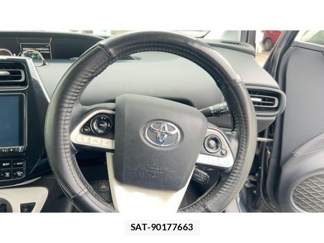 Toyota PRIUS 2017-12 8666767-9