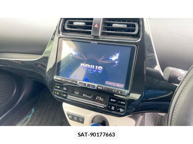 Toyota PRIUS 2017-12 8666767-10