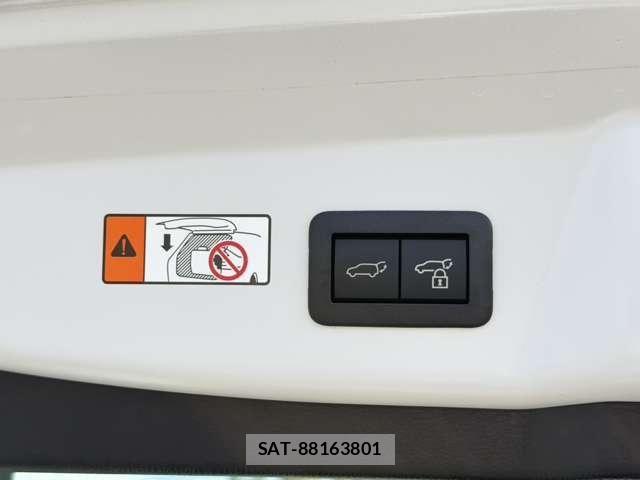 Toyota PRIUS 2025-04 8661101-9