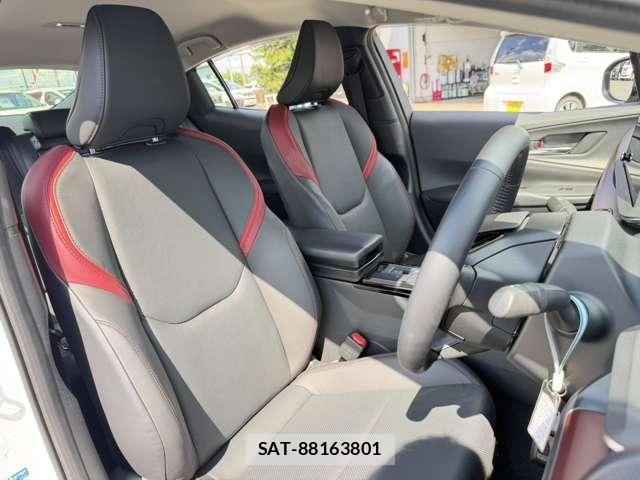 Toyota PRIUS 2025-04 8661101-11