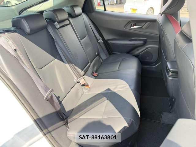 Toyota PRIUS 2025-04 8661101-12