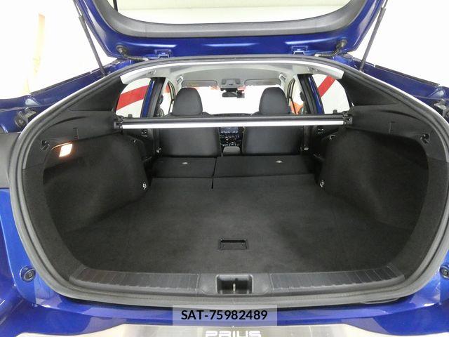Toyota PRIUS 2016-09 8666764-9