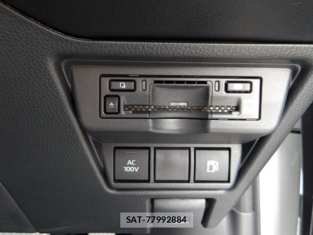 Toyota PRIUS 2023-09 8666765-7