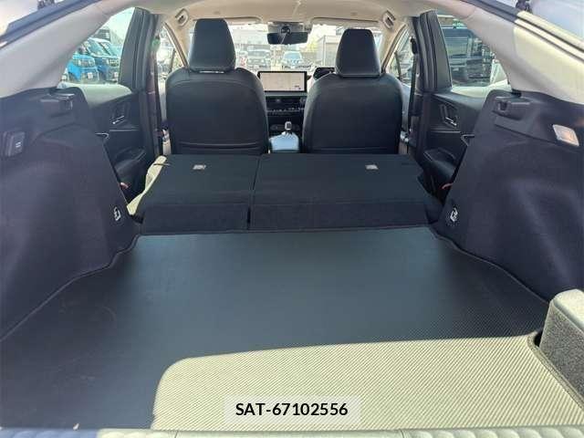 Toyota PRIUS 2023-05 8661107-13