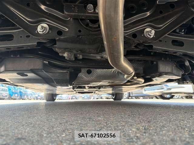 Toyota PRIUS 2023-05 8661107-22