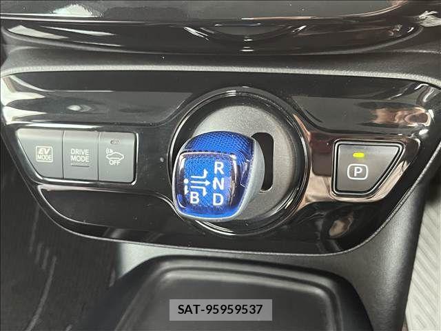 Toyota PRIUS 2019-07 8661110-23