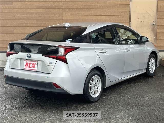 Toyota PRIUS 2019-07 8661110-5