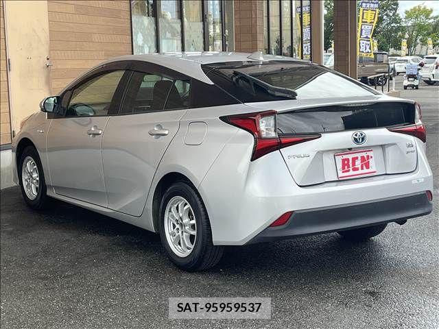 Toyota PRIUS 2019-07 8661110-7