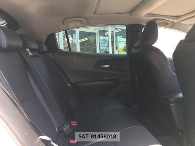 Toyota PRIUS 2023-08 8661106-15