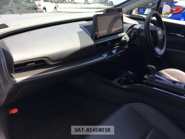 Toyota PRIUS 2023-08 8661106-19
