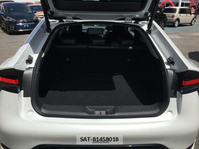 Toyota PRIUS 2023-08 8661106-23