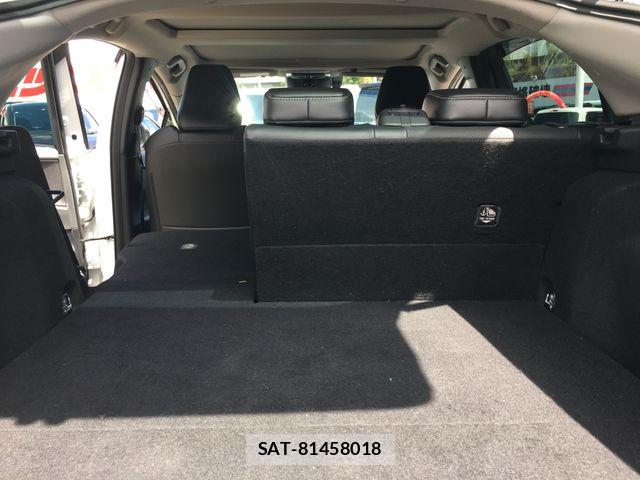 Toyota PRIUS 2023-08 8661106-28