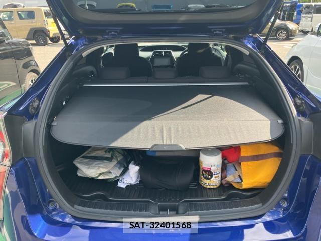 Toyota PRIUS 2016-04 8686364-9