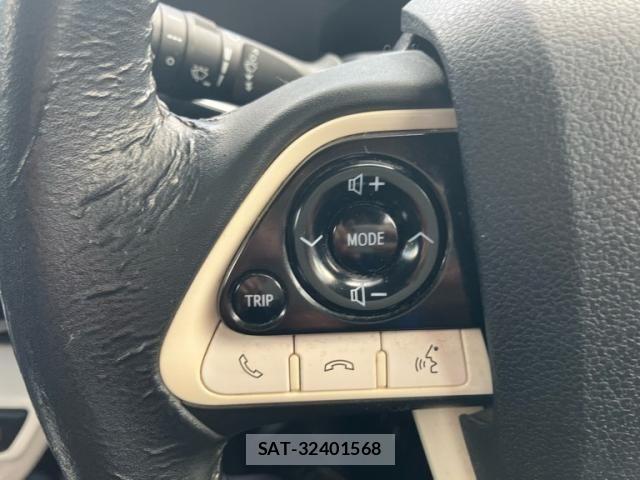 Toyota PRIUS 2016-04 8686364-19