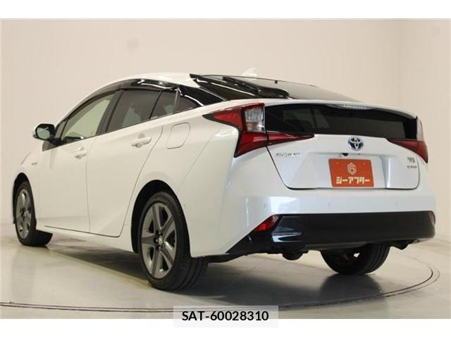 Toyota PRIUS 2019-03 8686363-9