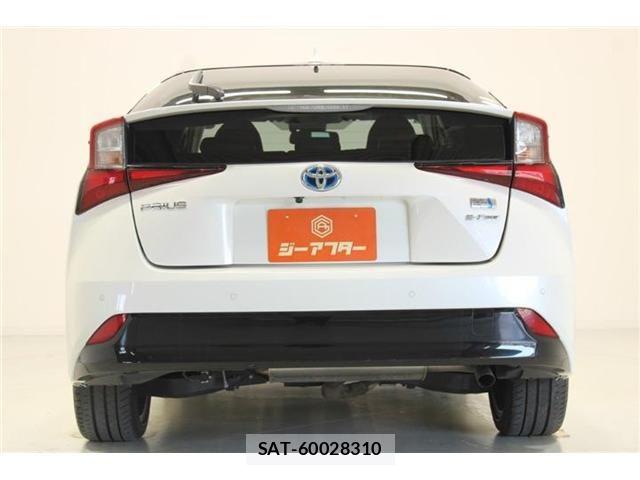 Toyota PRIUS 2019-03 8686363-10
