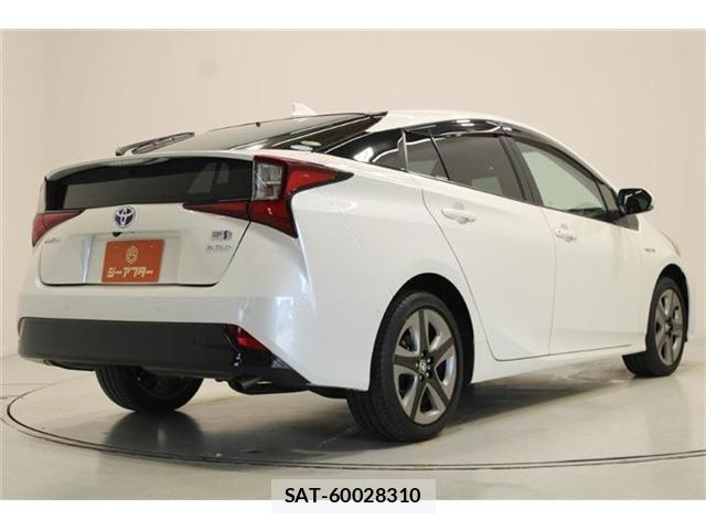 Toyota PRIUS 2019-03 8686363-11