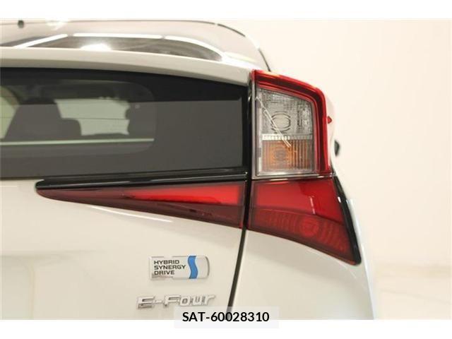 Toyota PRIUS 2019-03 8686363-17