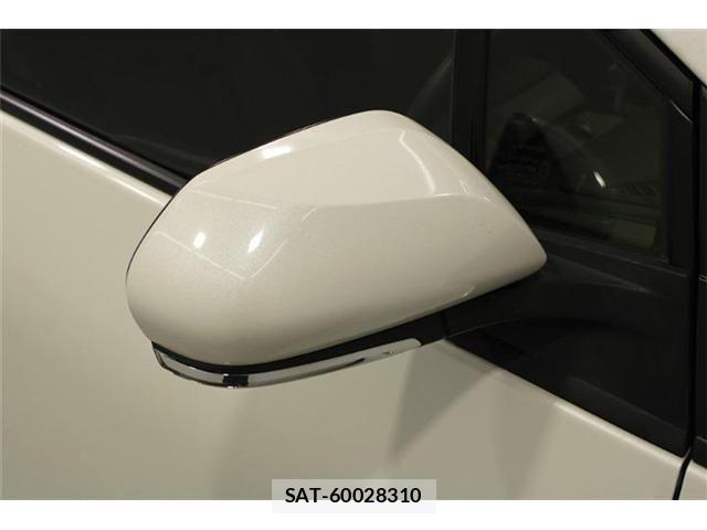 Toyota PRIUS 2019-03 8686363-20