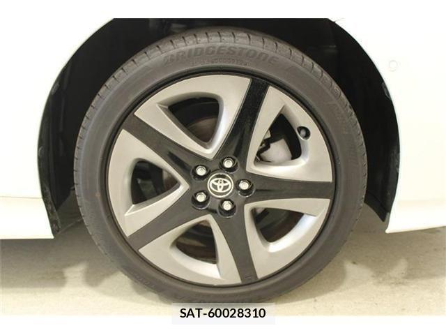 Toyota PRIUS 2019-03 8686363-21