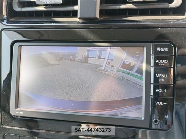 Toyota PRIUS 2016-06 8745370-18