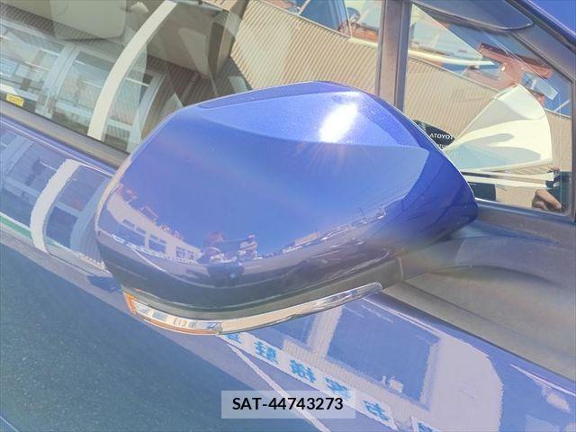 Toyota PRIUS 2016-06 8745370-5